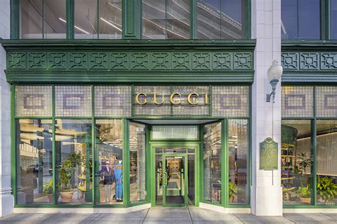 gucci store locations near me